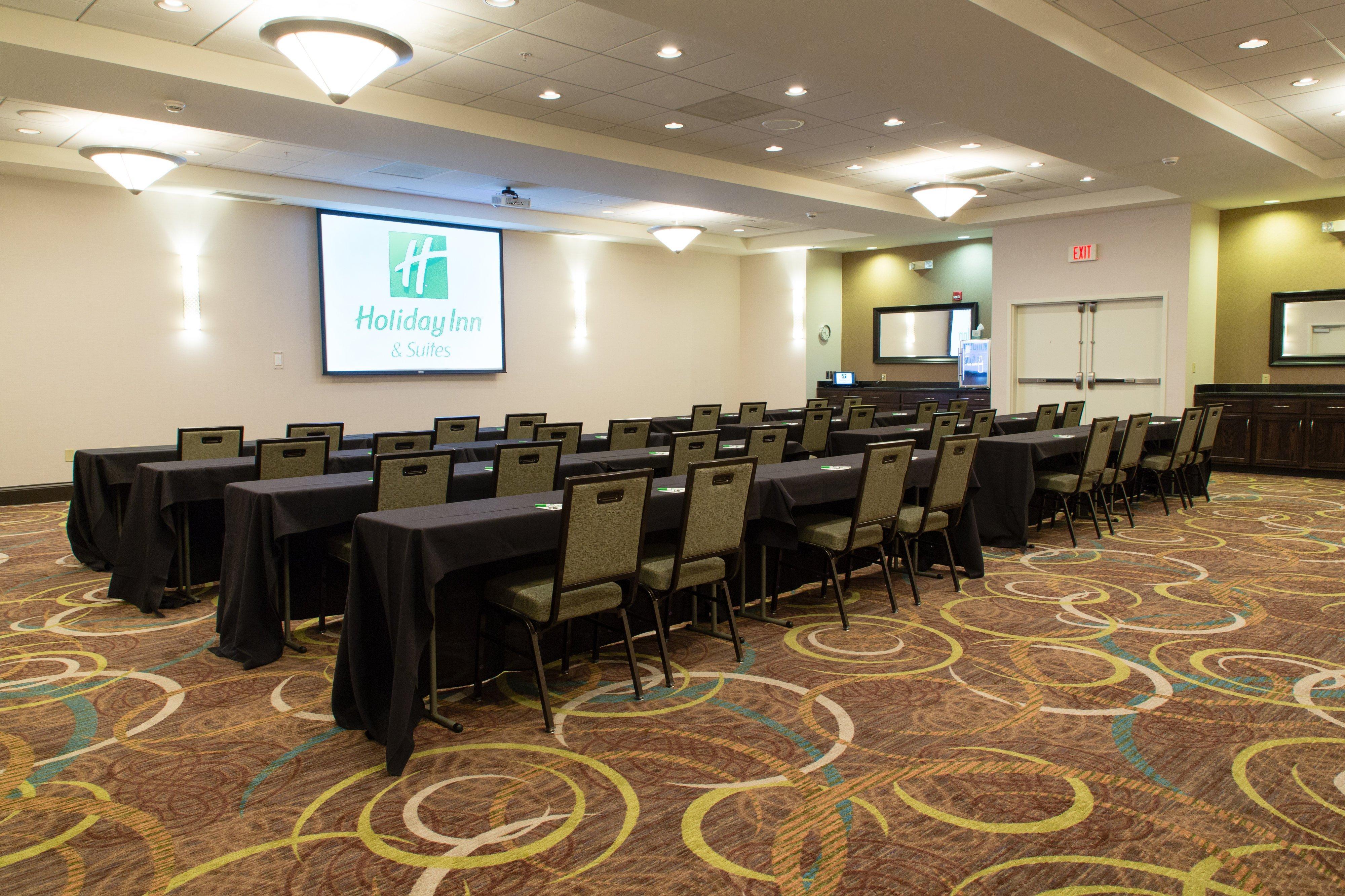 Holiday Inn Hotel & Suites Bloomington Airport By Ihg Exterior foto