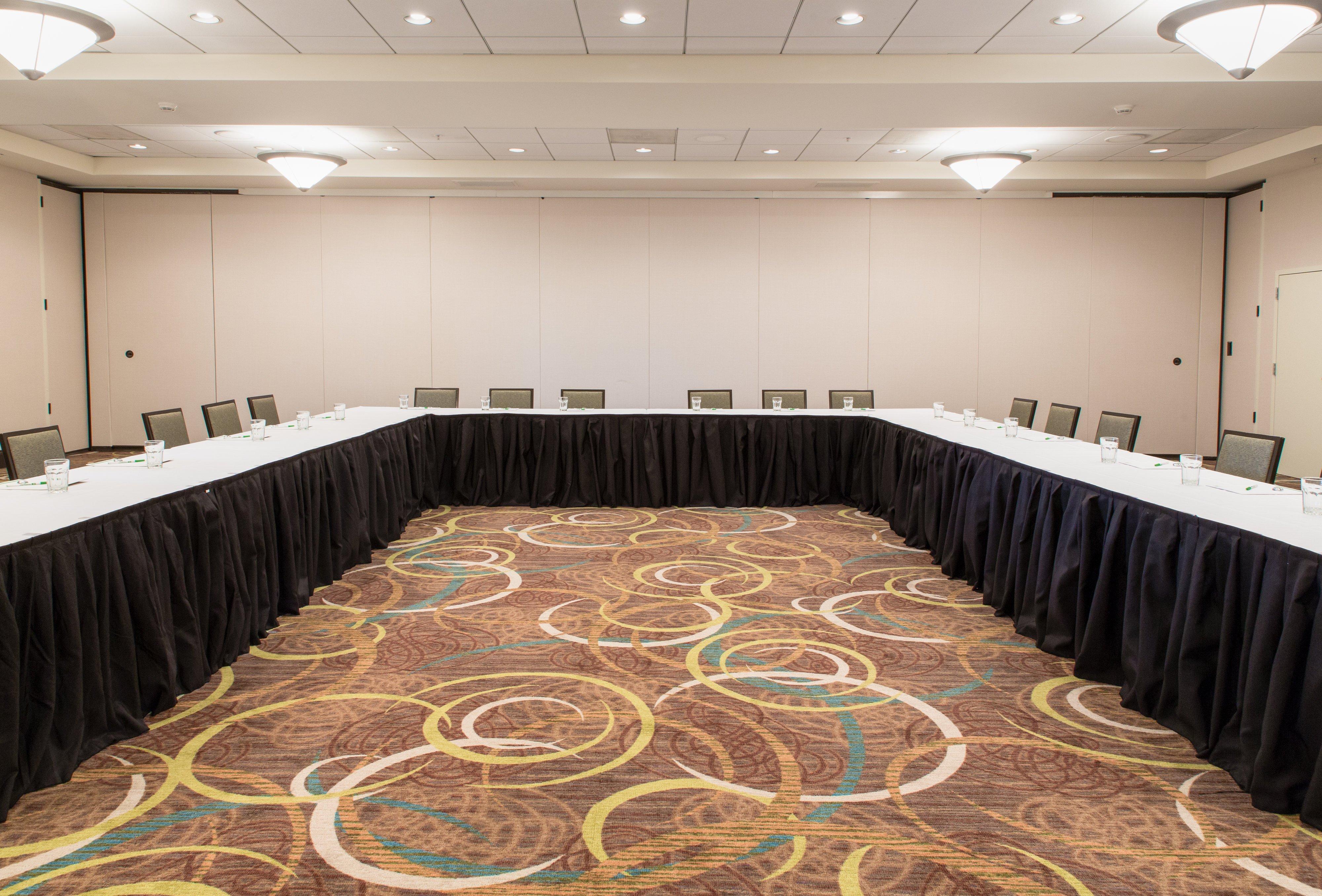 Holiday Inn Hotel & Suites Bloomington Airport By Ihg Exterior foto