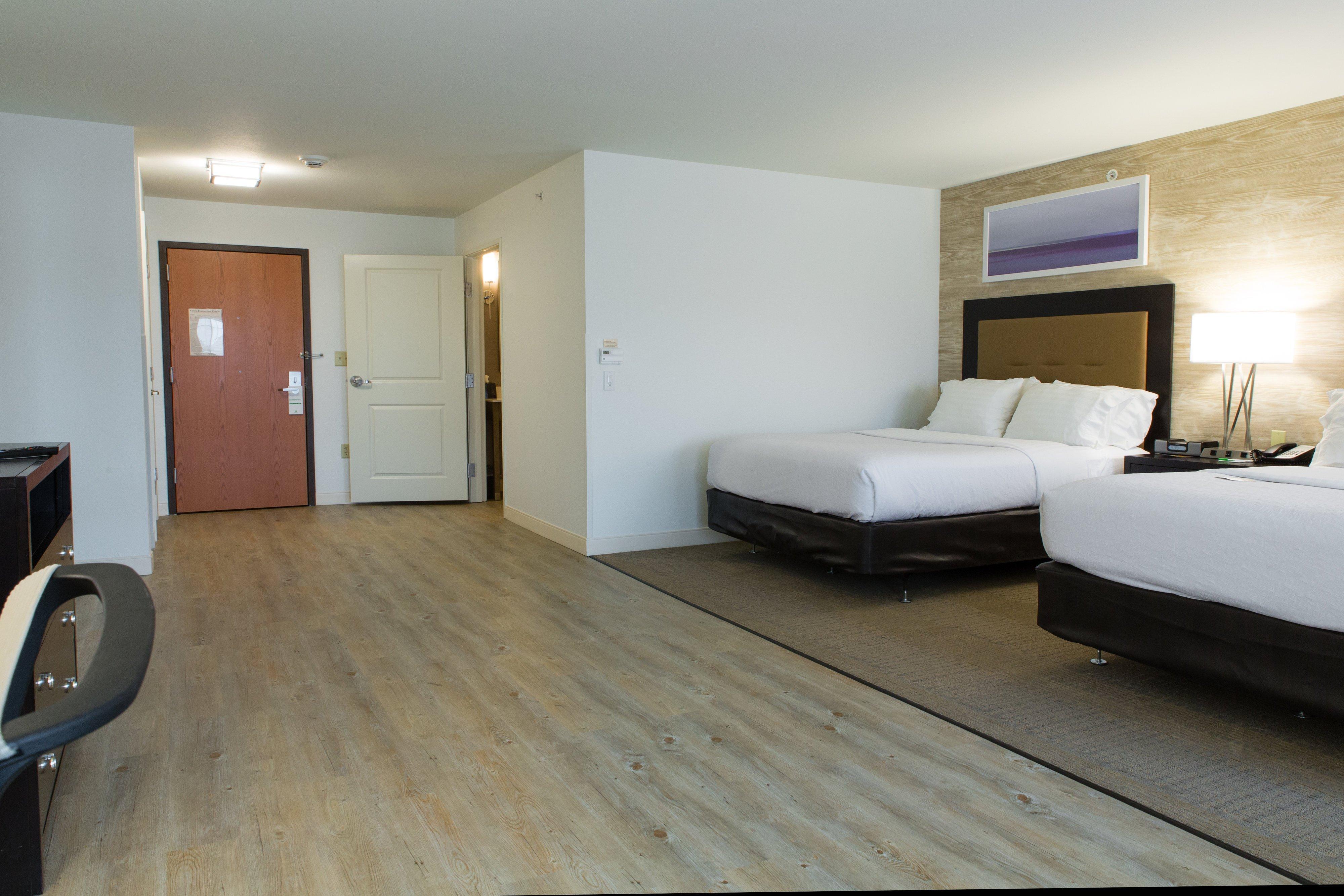 Holiday Inn Hotel & Suites Bloomington Airport By Ihg Exterior foto
